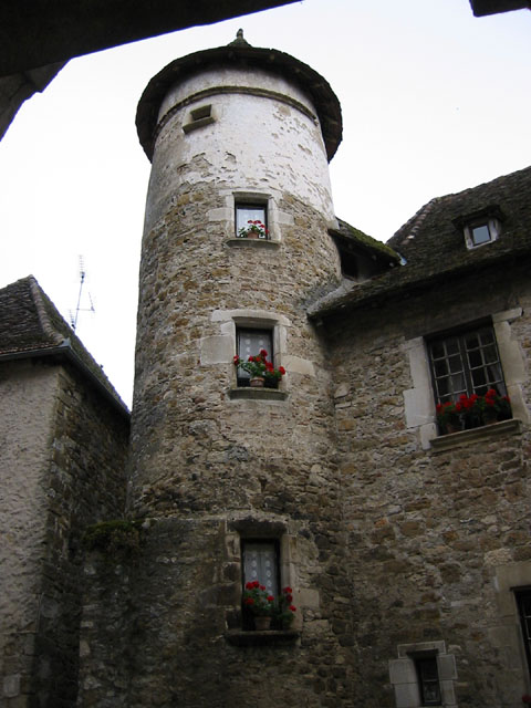 La tour de Chaumeil.
